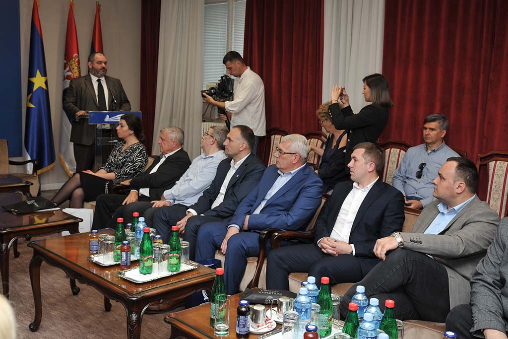 Potpisan ugovor za uređenje atarskih puteva na teritoriji Opštine Opovo